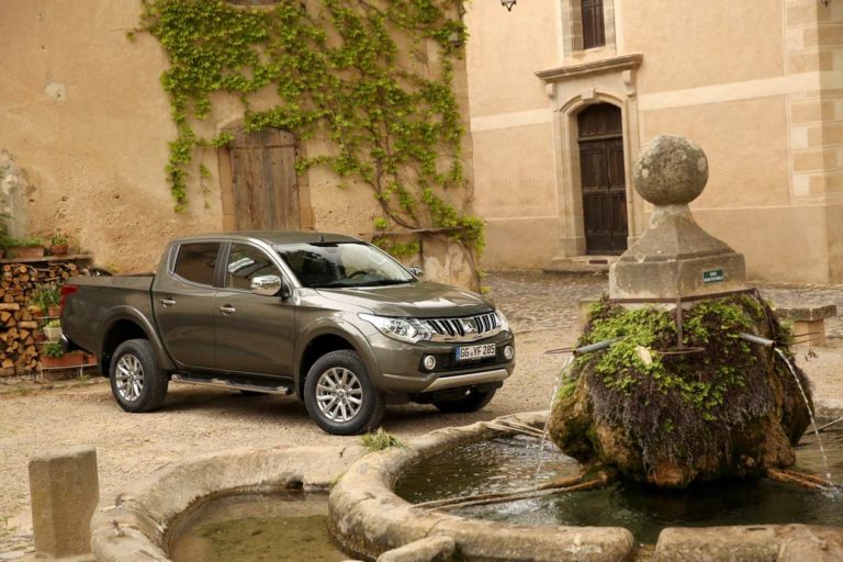Mitsubishi L200 2015: La nueva generación disponible desde 28.635 euros