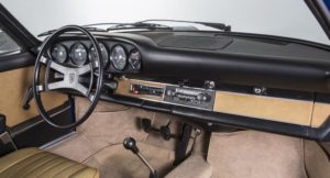 ¿Quieres comprar un salpicadero nuevo para tu Porsche 911 clásico? puedes hacerlo