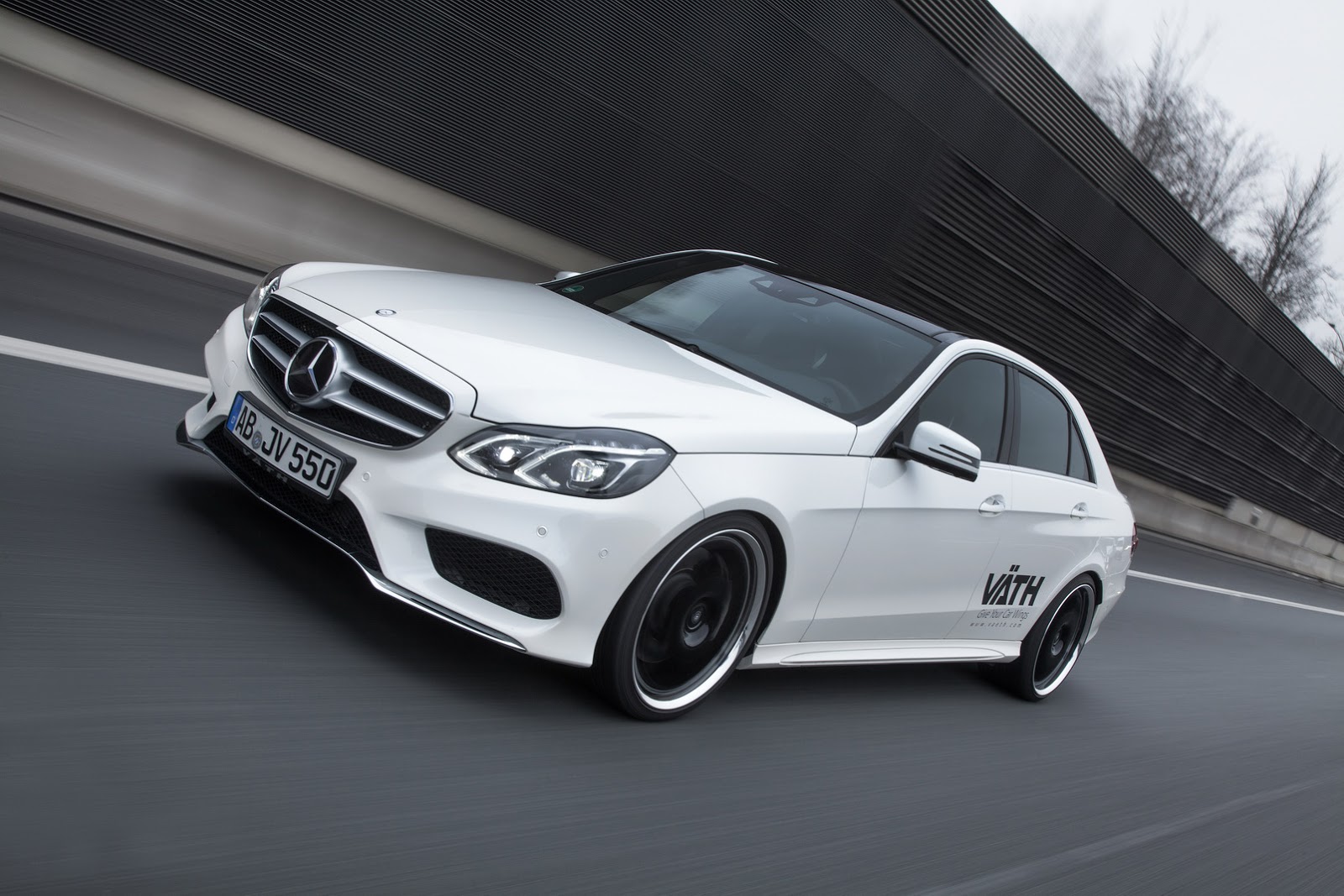 Mercedes-Benz E500 por VATH: Desde los 408 hasta los 550 CV