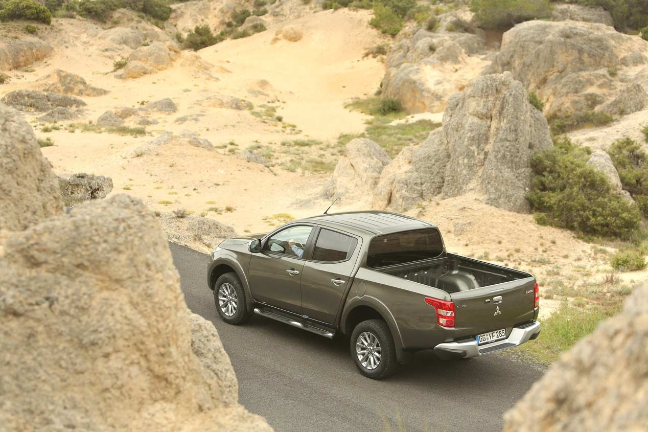 Mitsubishi L200 2015: La nueva generación disponible desde 28.635 euros 2
