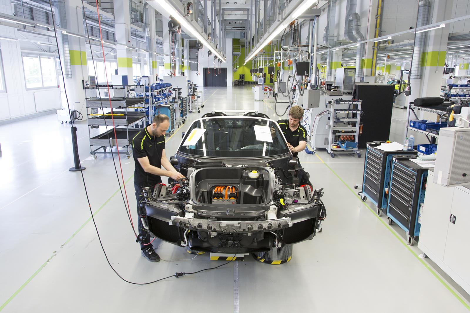 Concluye la producción del Porsche 918 Spyder tras 21 meses de producción 2