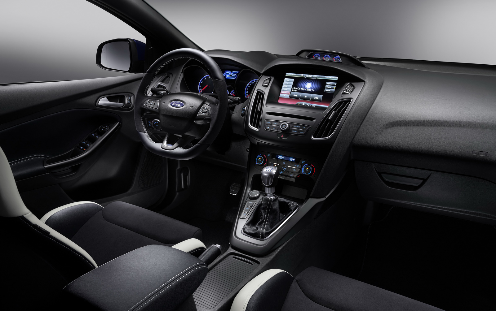 Ahora sí: El nuevo Ford Focus RS cuenta con 350 CV y 440 Nm de par 2