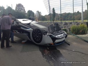 Así quedó un BMW i8 de prensa en México: Dolor, mucho dolor…