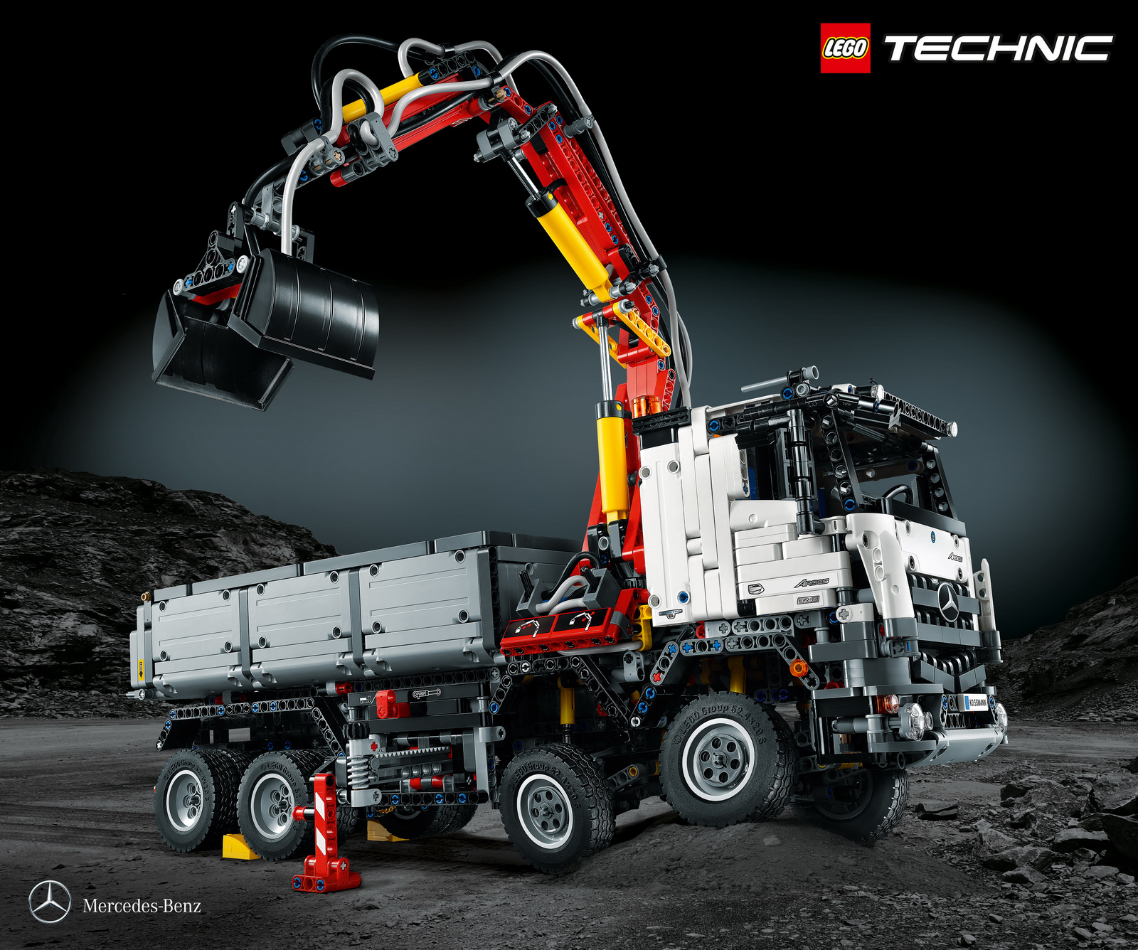 Mercedes-Benz Arocs 3245: Un kit de LEGO con 2.793 piezas que te dejará sin palabras 1