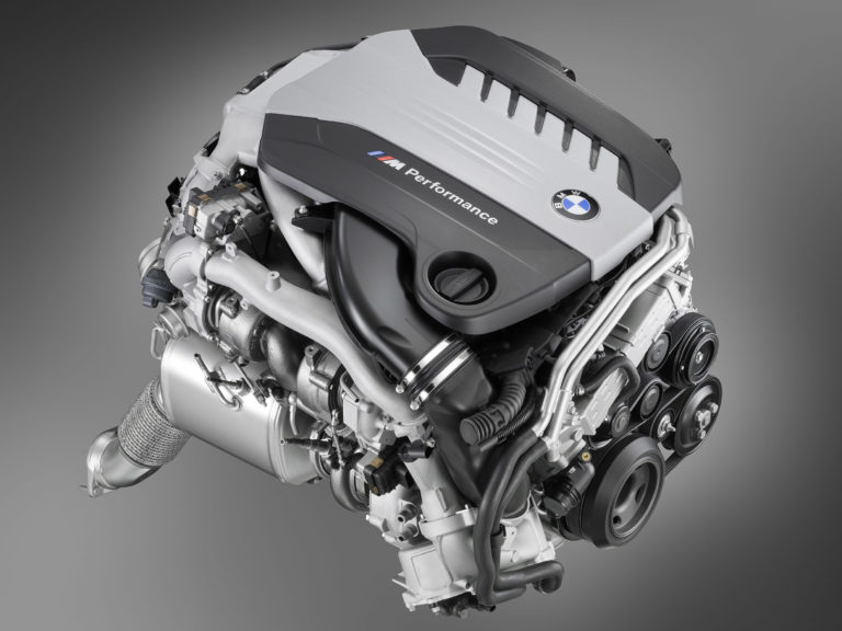 ¿Tres turbos no eran suficiente? BMW lanzará el 750d con cuatro turbos en 2016