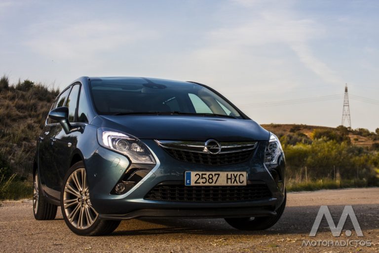 Prueba: Opel Zafira Tourer Turbo 200 CV (diseño, habitáculo, mecánica)