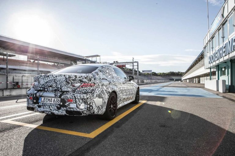 Mercedes-AMG anticipa una vez más el C 63 Coupé