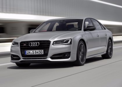 Audi S8 Plus: Te catapultará hasta los 305 km/h con sus 605 CV de potencia 1