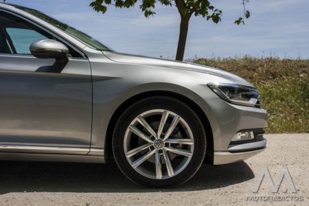 Prueba: Volkswagen Passat 2.0 TDI 150 CV Sport (equipamiento, comportamiento, conclusión) 6
