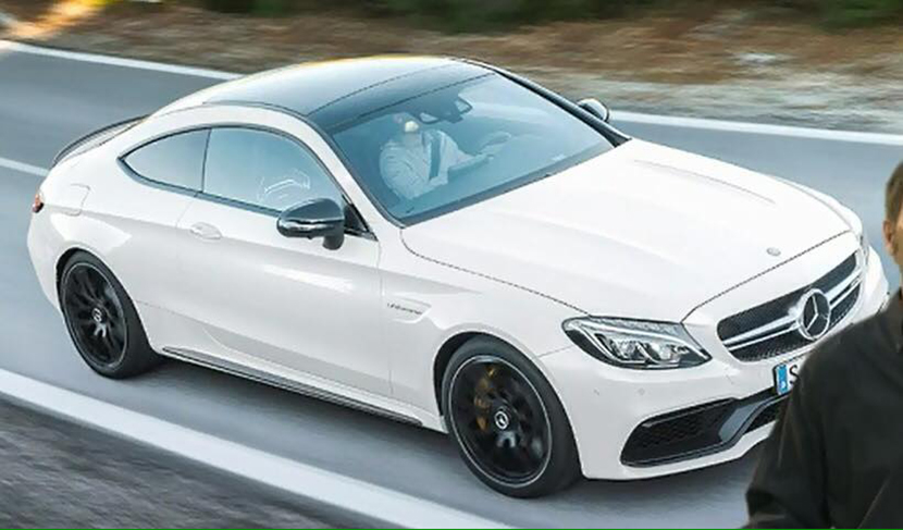 El Mercedes-AMG C63 S Coupé asoma la patita antes de hora en unas filtraciones