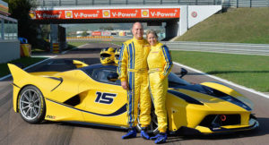 Vídeo: Un ejecutivo de Google le regala a su mujer por su cumpleaños un Ferrari FXX K