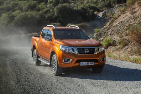 nissan-np300-navara-2016-201522834_7