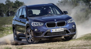 El BMW X1 ahora cuenta con nuevos motores gasolina y diésel de tres cilindros
