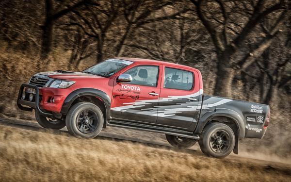 hilux-v8