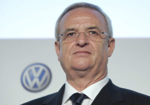 Martin Winterkorn, el CEO de Volkswagen dimite por el escándalo de las emisiones de gases