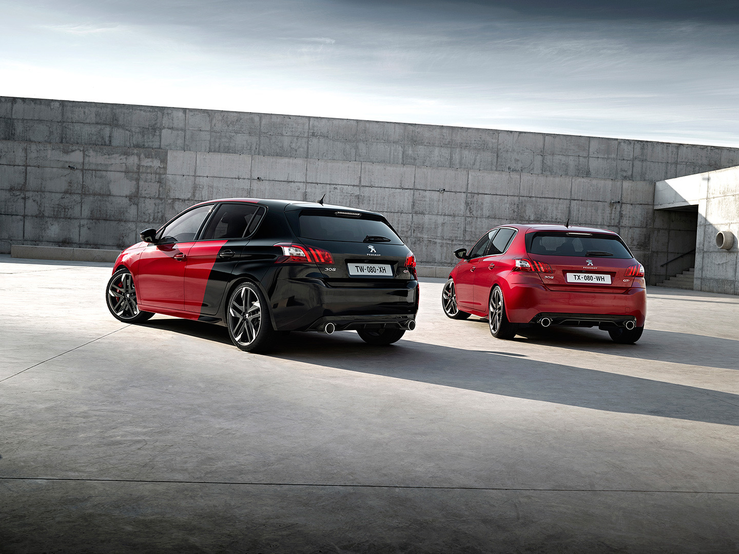 peugeot-308-gti-2015-81-1440px