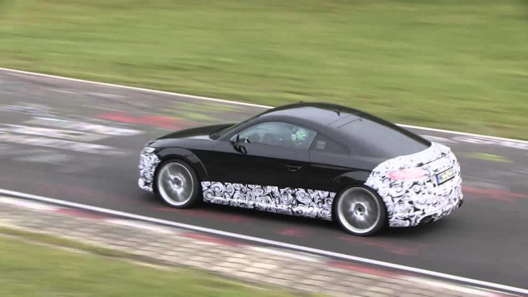 Así suena y se mueve el nuevo Audi TT-RS en el ‘Ring