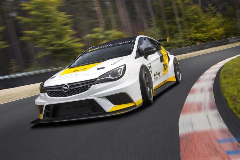 El Opel Astra TCR de carreras ya es oficial: 330 CV y… 95.000 euros