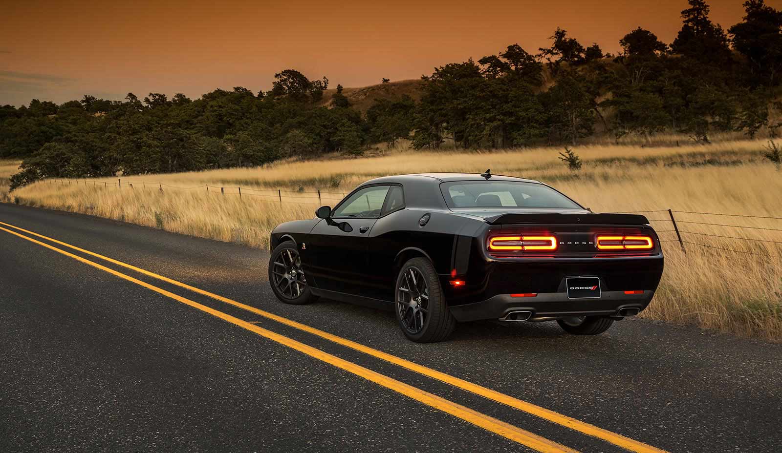 2015-challenger-packages-rt-scatpack-1
