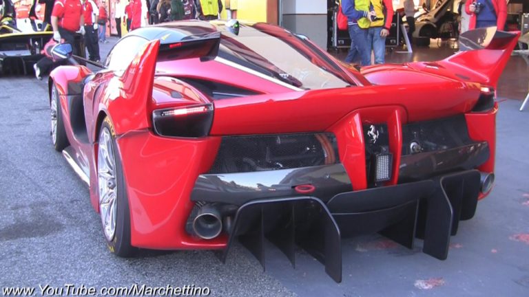 Vídeo: el Ferrari FXX K llega a Mugello en forma de 14 unidades diferentes