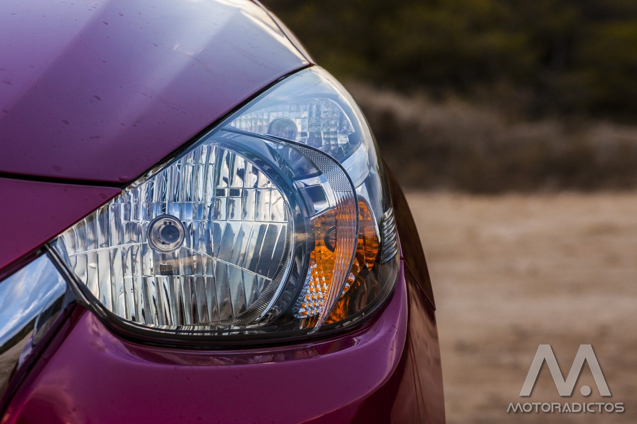 Prueba: Mazda 2 SkyActiv-G 75 CV Style+ (diseño, habitáculo, mecánica) 4