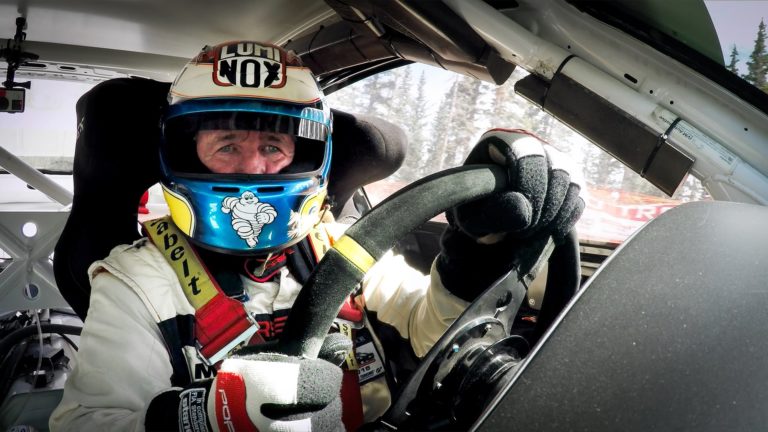 Vídeo: ¿Qué se siente al subir Pikes Peak en un Porsche 911 GT3 de 800 CV?