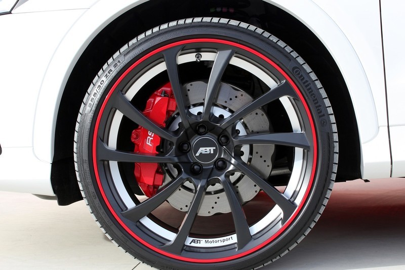 Turno del Audi RS Q3: Hasta los 410 CV y 530 Nm de par 2