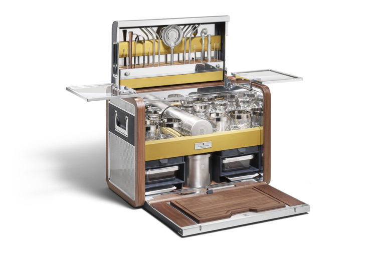 Sólo 31.000 euros: El kit de cócteles para tu Rolls-Royce