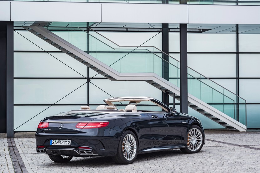 Mercedes-AMG S65 Cabrio: Disfrutando de un V12 sin techo 1