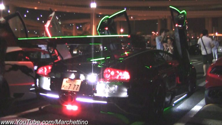 A veces también tienen mal gusto: Lamborghini Murciélago rodeado de LEDs y neones