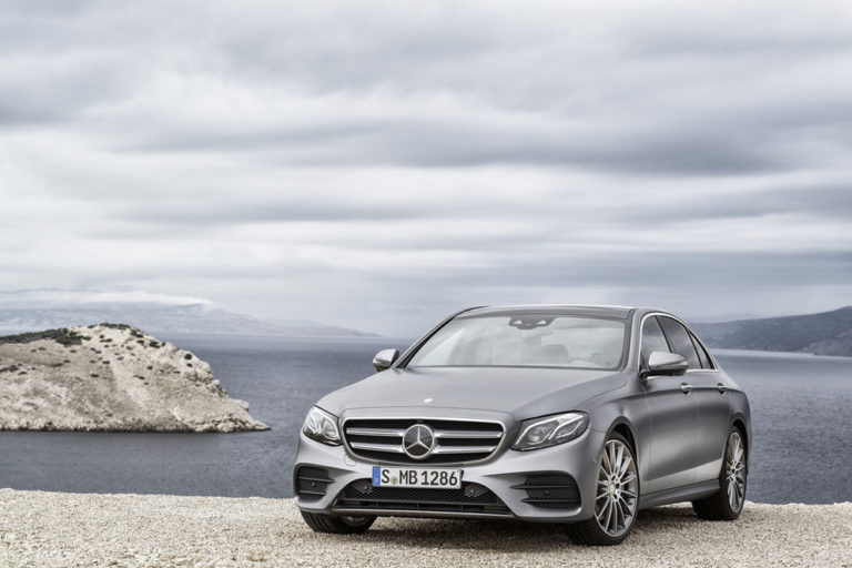 Oficial: nuevo Mercedes Clase E, primeras imágenes oficiales