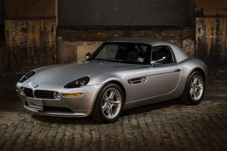 ¿Quieres un BMW Z8 casi de estreno? Puedes conseguirlo, pero no será barato