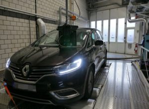 Día negro para Renault: Se desploma en bolsa debido a un posible escándalo de emisiones