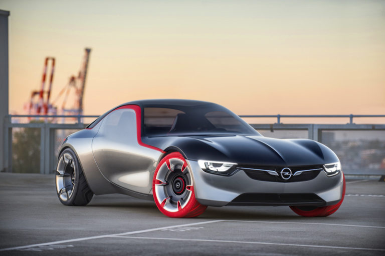 Opel GT Concept, el pequeño deportivo de motor central vuelve al ruedo