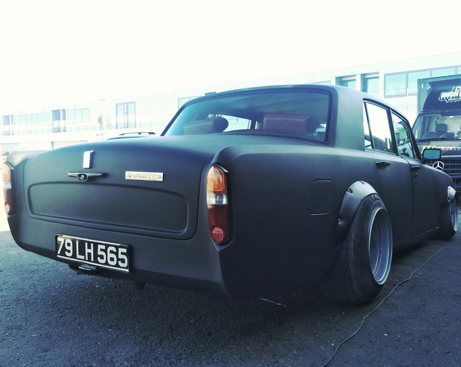 Vídeo: ¿Un Rolls-Royce Silver Shadow como coche de drift? Sí, en Irlanda lo hacen posible 1