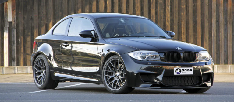 El BMW 1M Coupé llega a los 572 CV gracias a Alpha-N: Atacando a deportivos muy superiores