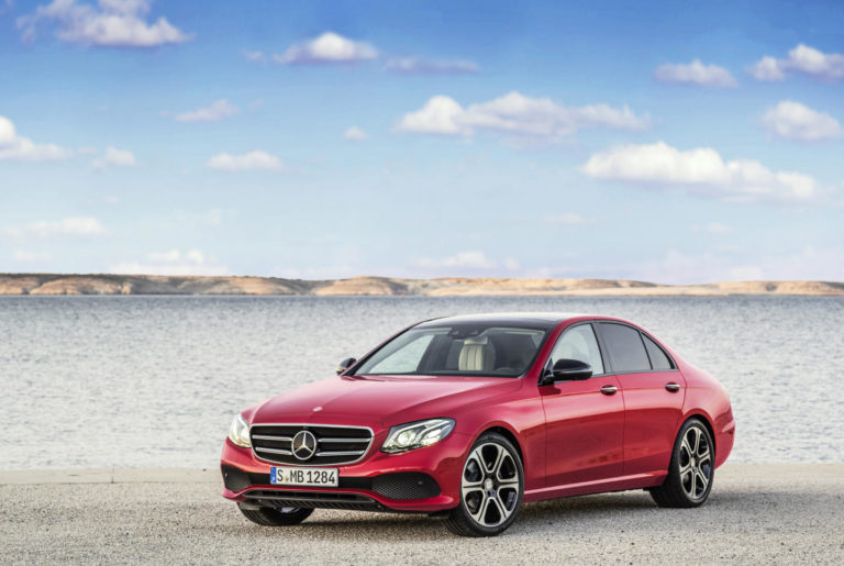 El nuevo Mercedes Clase E disponible desde Abril: Necesitarás, al menos, 48.900 euros…