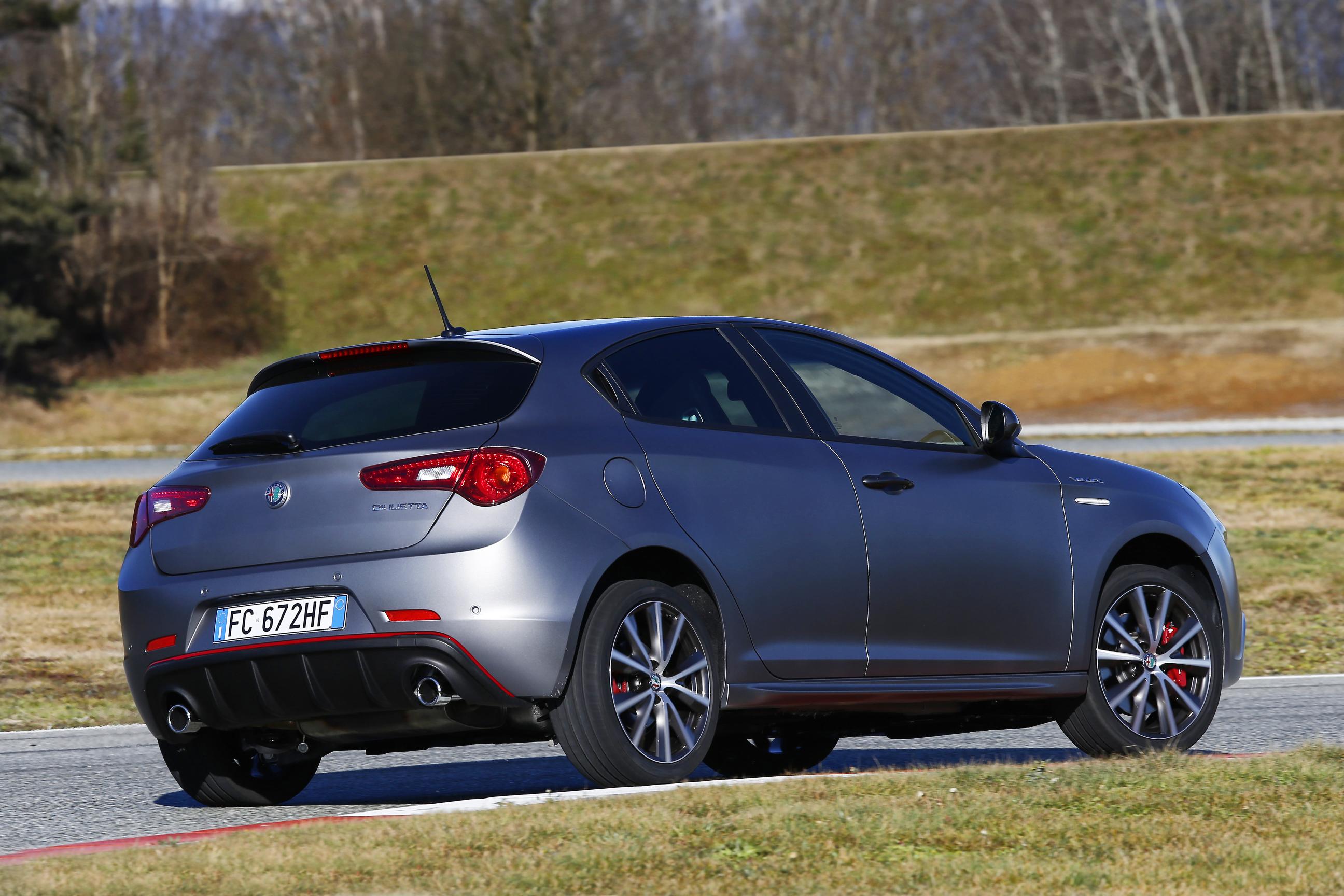 Alfa Romeo Giulietta 2016: Modificaciones estéticas leves y de equipamiento. ¿Qué hay de nuevo? 3