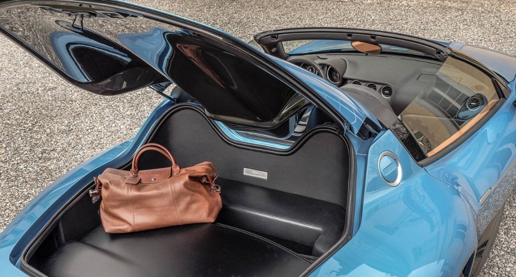 Así es el Alfa Romeo Disco Volante Spider: Sólo se fabricarán 7 unidades por parte de Carrozeria Touring Superleggera 2