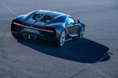 ¡Ya está aquí! Bugatti Chiron: 1500 CV, 16 cilindros y sólo 2,2 segundos para alcanzar los 100 km/h 2