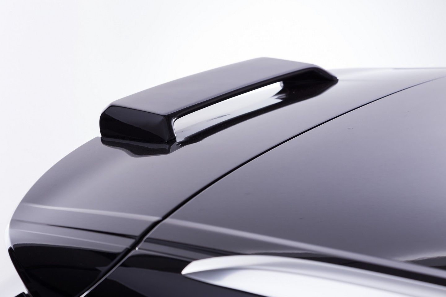 JE Design hormona como a un pollo al Audi Q7 S Line y SQ7 y le aumenta su potencia 2