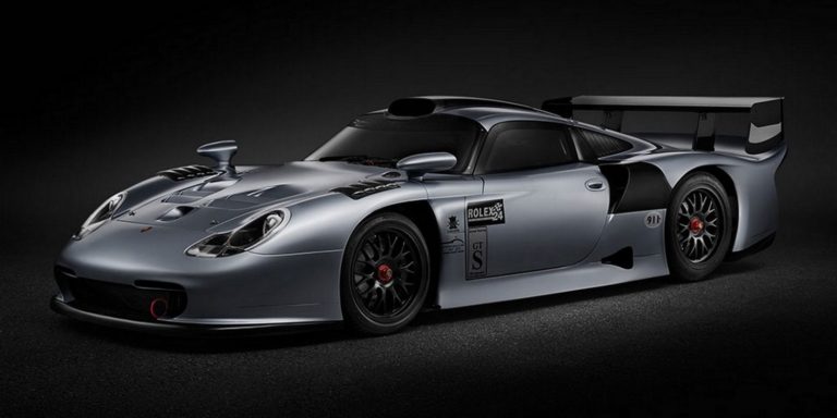 ¿Estarías dispuesto a pagar 3 millones de euros por un Porsche 911 GT1 homologado para calle?