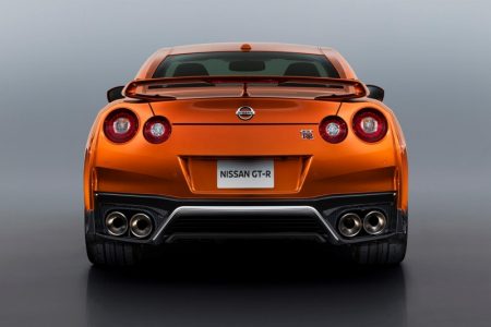 nissan-gt-r-2017-09