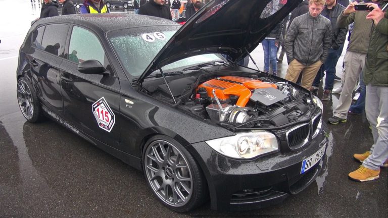 Vídeo: Este BMW 150i tiene el V10 del M5 con un compresor de G-Power