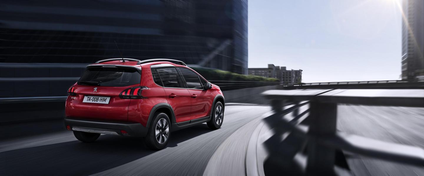 Peugeot 2008 2016: Lista de precios y equipamiento 2