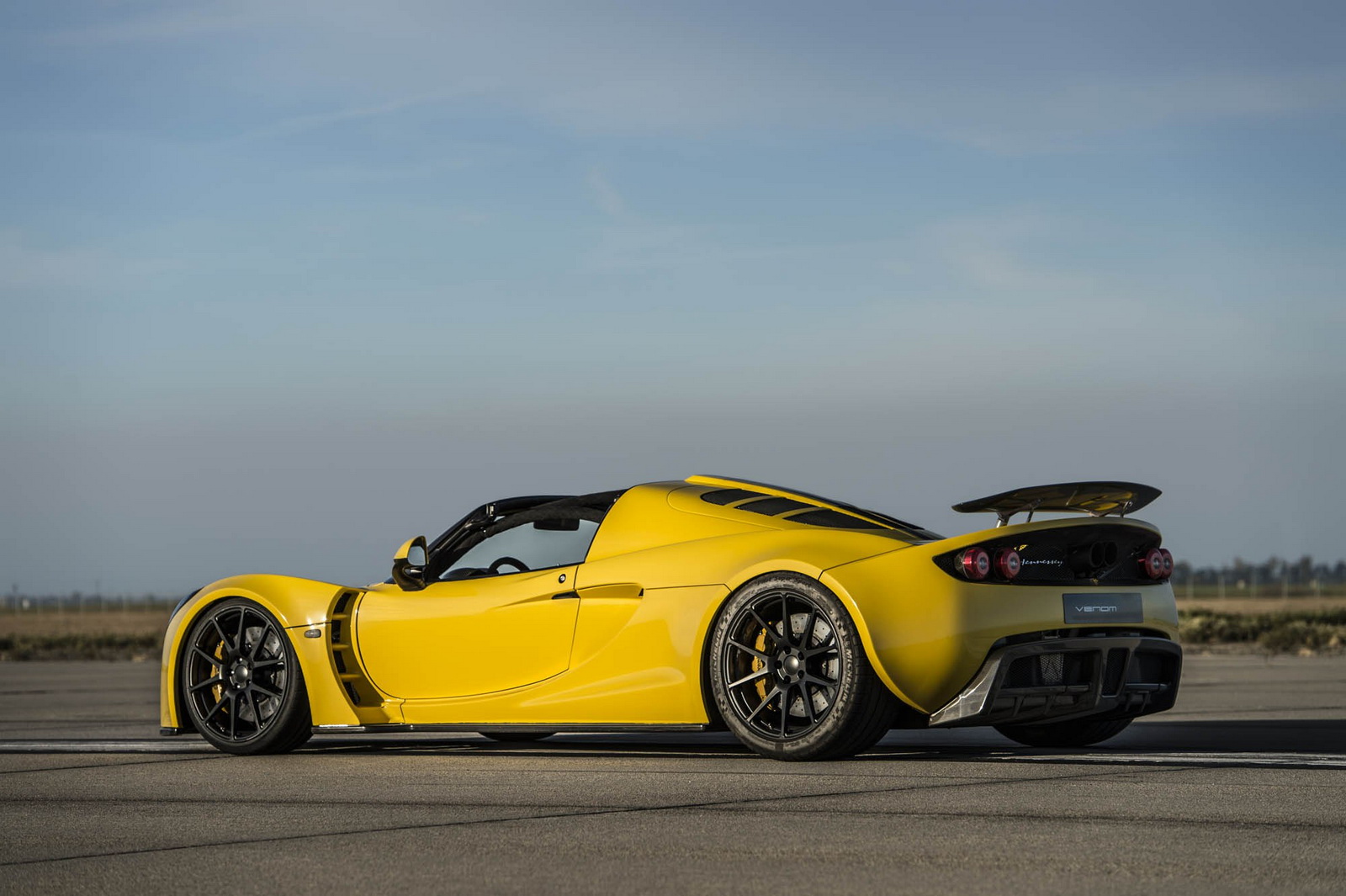 Hennessey Venom GT Spyder: Con todos ustedes, el descapotable más rápido del mundo 1