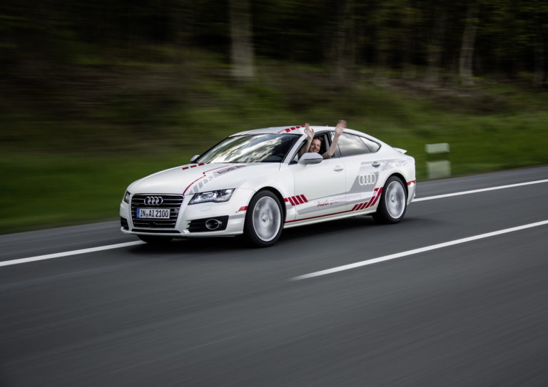Audi A7 Piloted Driving Concept: Esto es lo que sabe hacer a día de hoy en la autopista alemana