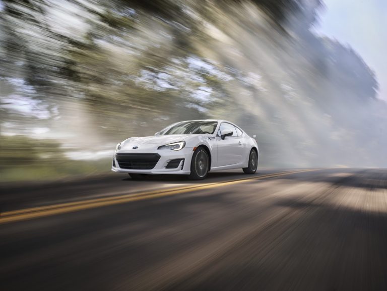 Subaru BRZ 2017: Cinco caballos más, mayor equipamiento y estética renovada