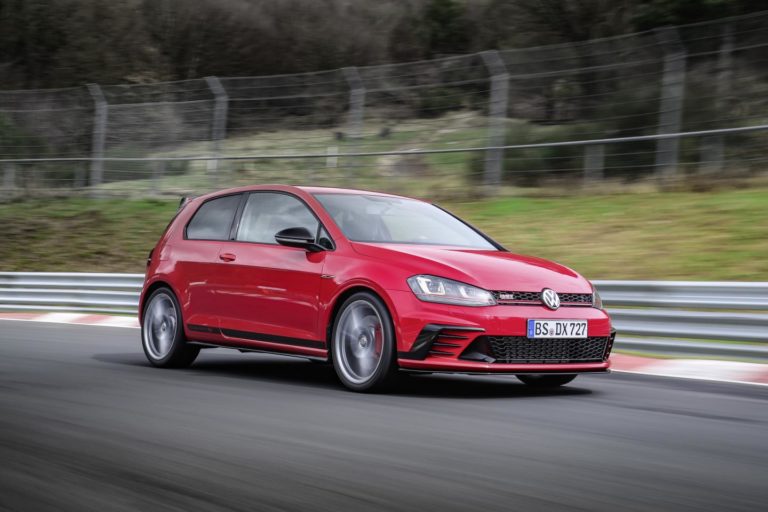 Oficial: El Volkswagen Golf GTI Clubsport S es más rápido en ‘ring que el BMW M4 y Honda Civic Type R…