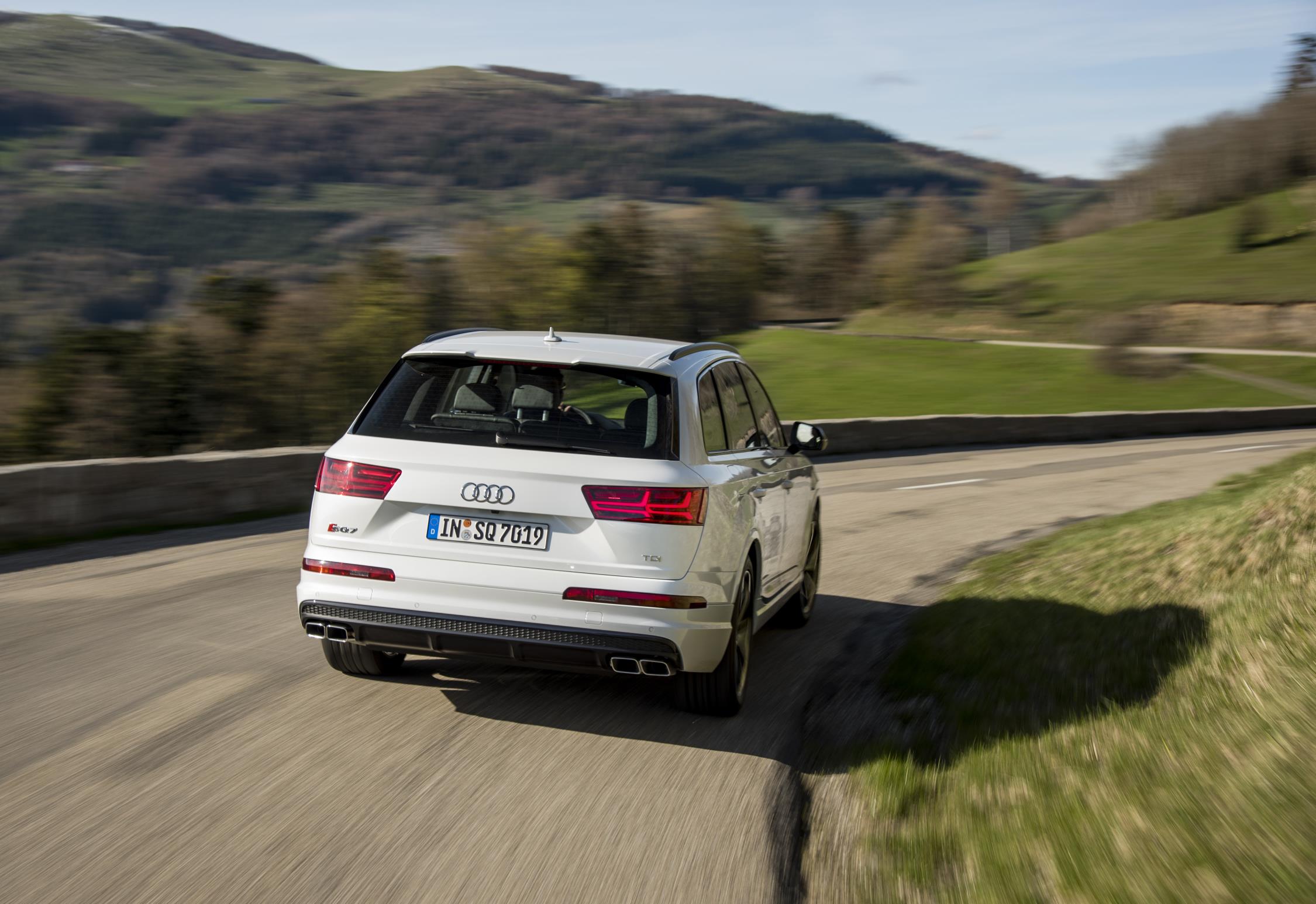 Llega el Audi SQ7 a España con 435 CV, 900 Nm de par y un precio al alcance de pocos: 110.970 euros 2